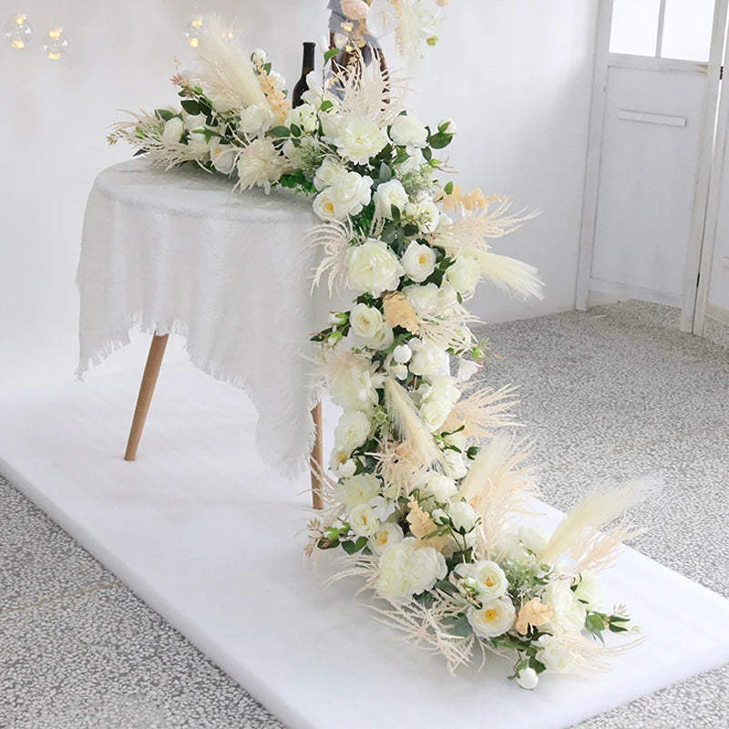 Caminho de Rosas e Peônias – Centro de Mesa e Decoração para Casamento e Festas