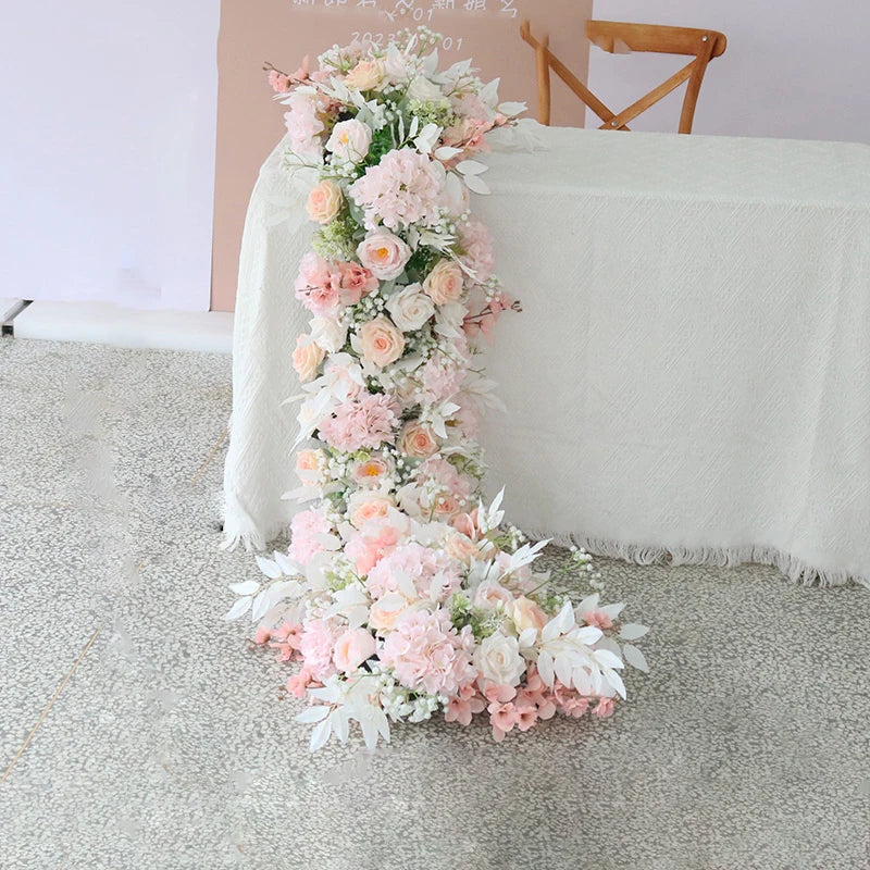 Caminho de Rosas e Peônias – Centro de Mesa e Decoração para Casamento e Festas