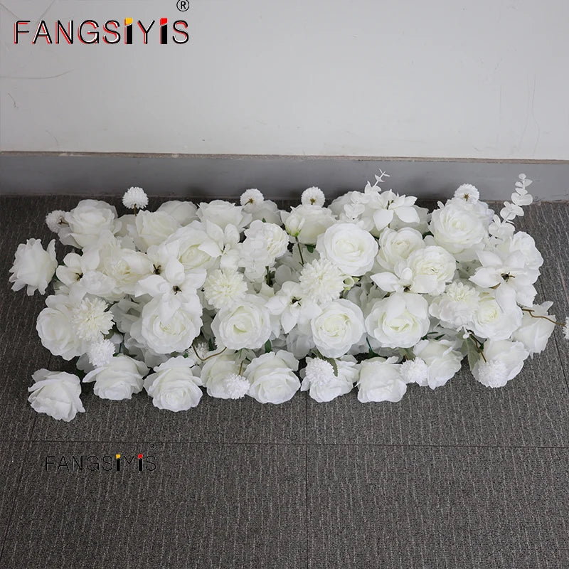 Arranjo de Rosas e Delphinium – Decoração para Casamento e Eventos