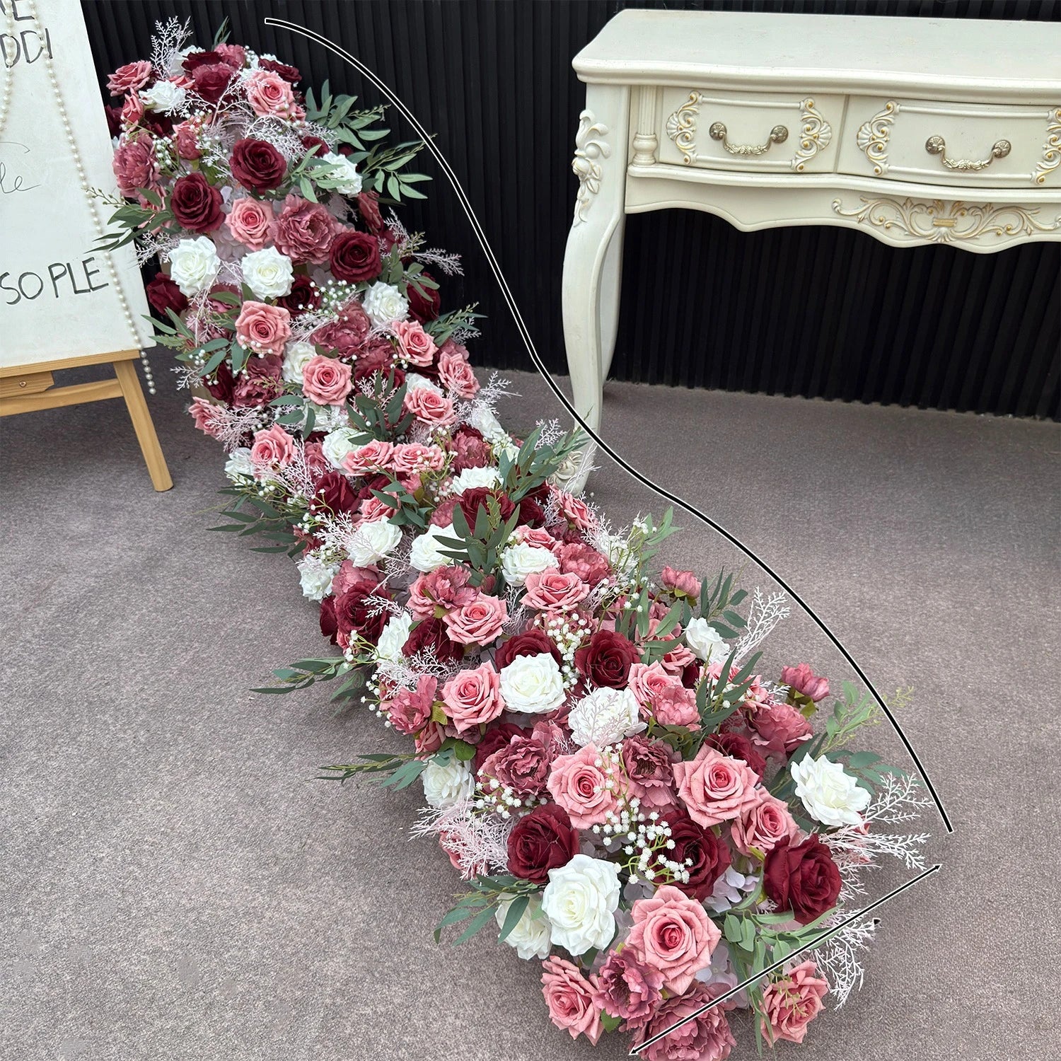 Caminho de Flores – Centro de Mesa e Decoração para Casamento e Festas