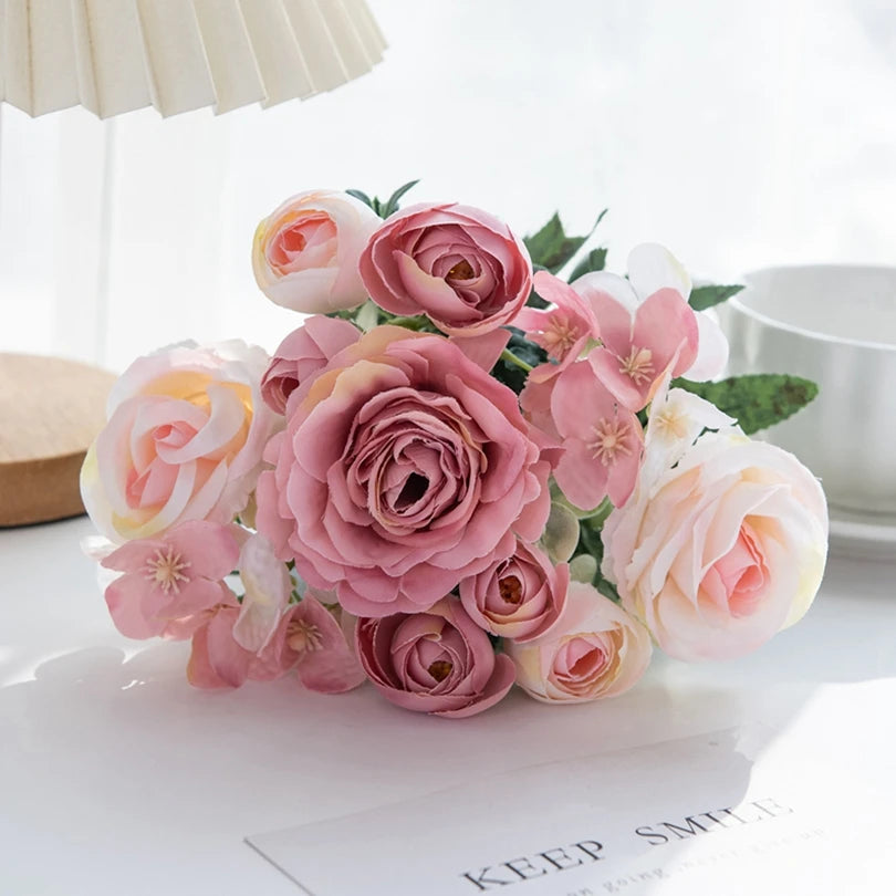 Rosa de Seda – Decoração Floral para Casamento e Natal