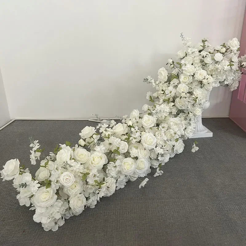 Caminho de Rosas e Hortênsias – Decoração para Casamento e Eventos