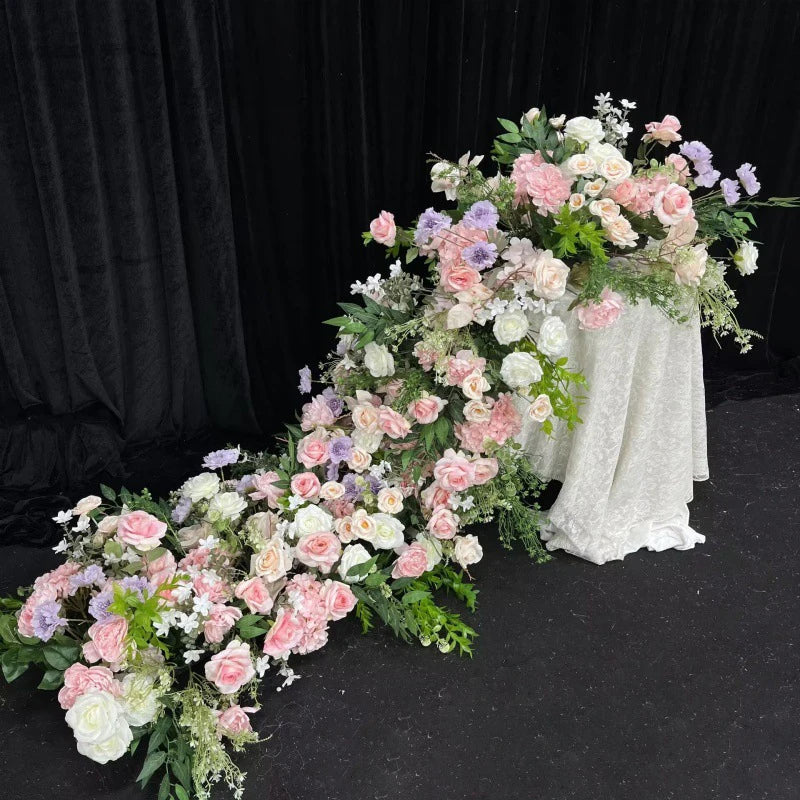 Caminho de Rosas e Hortênsias – Decoração para Casamento e Eventos