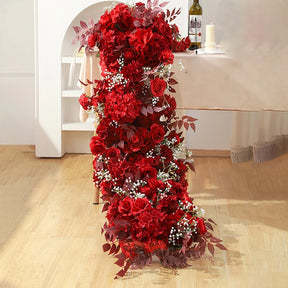 Caminho de Rosas e Hortênsias – Decoração para Casamento e Eventos