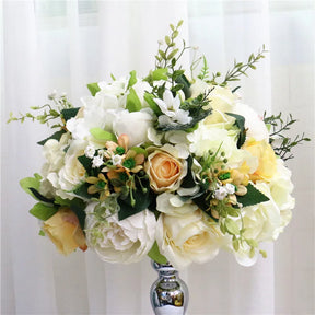 Bola Floral de Rosas, Hortênsias e Peônias – Centro de Mesa para Casamento e Festas