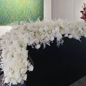 Caminho de Rosas e Hortênsias – Decoração para Casamento e Eventos