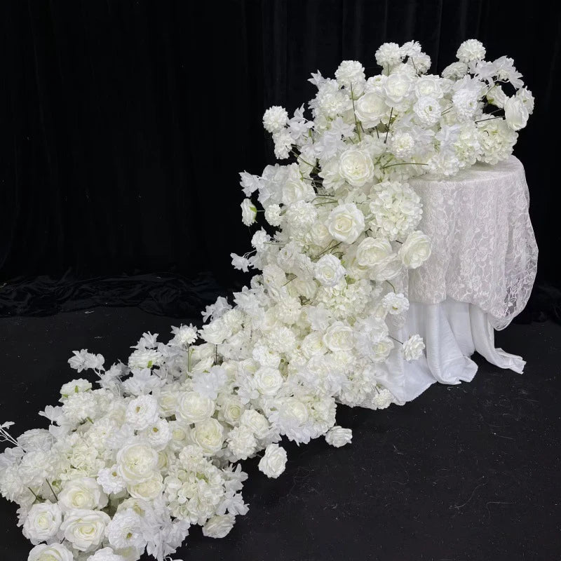 Caminho de Rosas e Hortênsias – Decoração para Casamento e Eventos