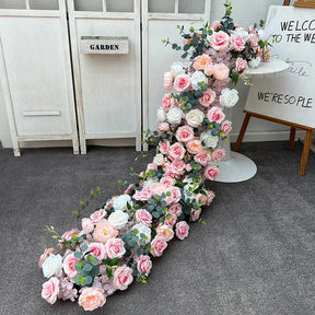Caminho de Rosas e Peônias – Centro de Mesa e Decoração para Casamento e Festas