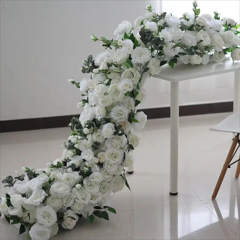 Caminho de Rosas e Hortênsias – Decoração para Casamento e Eventos