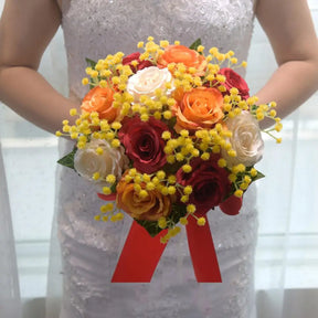 Buquê de Rosas de Seda – Acessório para Noiva e Casamento ao Ar Livre